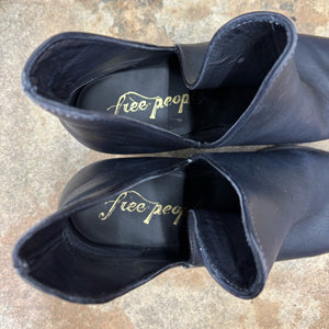 FREE PEOPLE Size 38 1/2 Boots